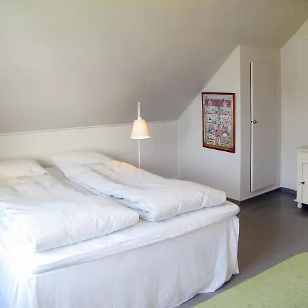 Stroneneset By Interhome * Hagavik