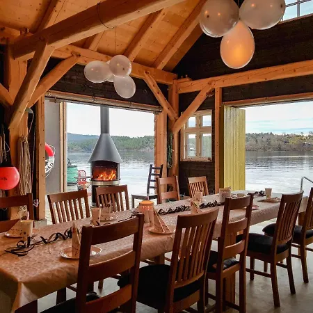 Stroneneset By Interhome * Hagavik